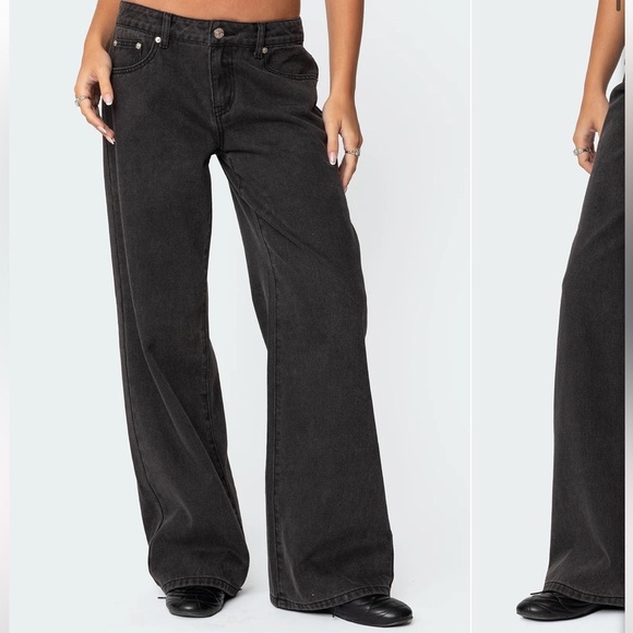 Bow Pocket Relaxed Jeans - Picture 2 of 3